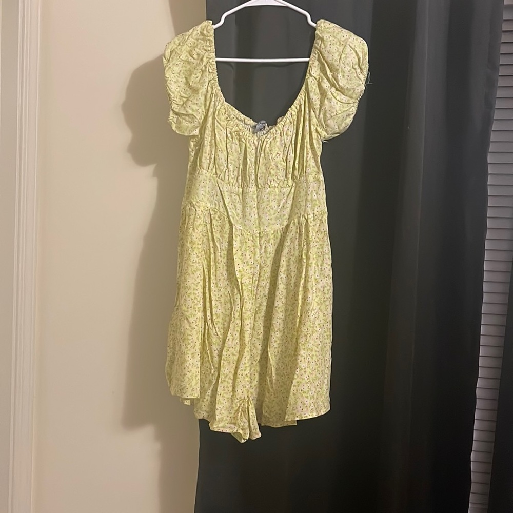Lime green romper (short)